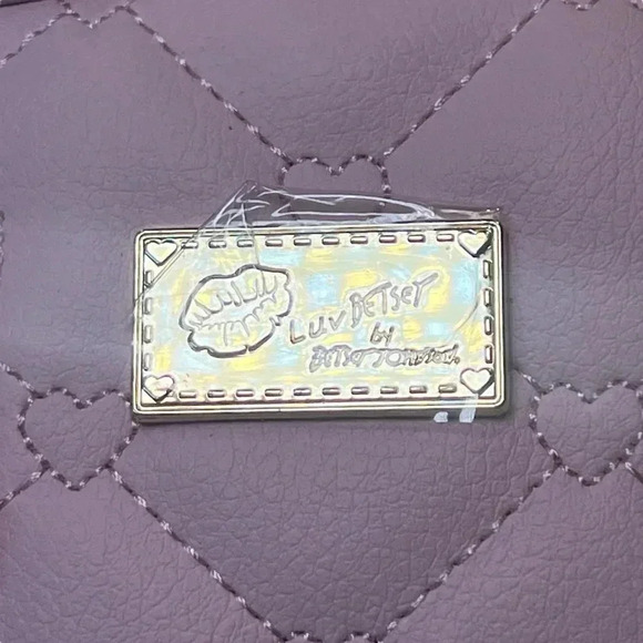 LUV Betsey Betsey Johnson Pink Crossbody - Picture 2 of 16